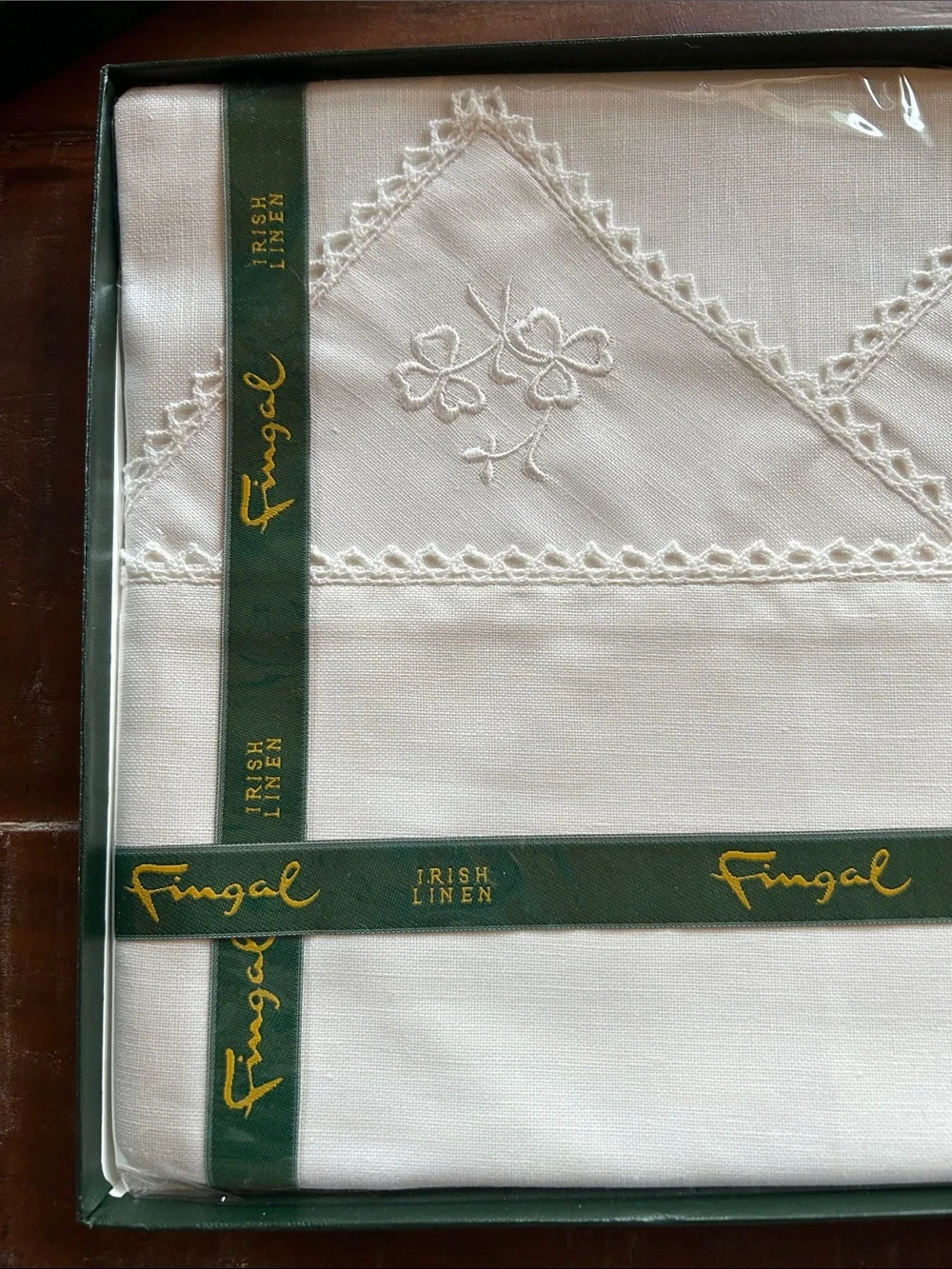 Vintage Fingal Irish Linen White Embroidered Luncheon Set of 4, NIB